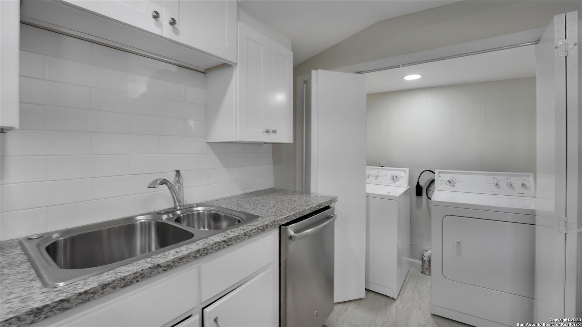 542 Thorain Boulevard San Antonio TX 78212