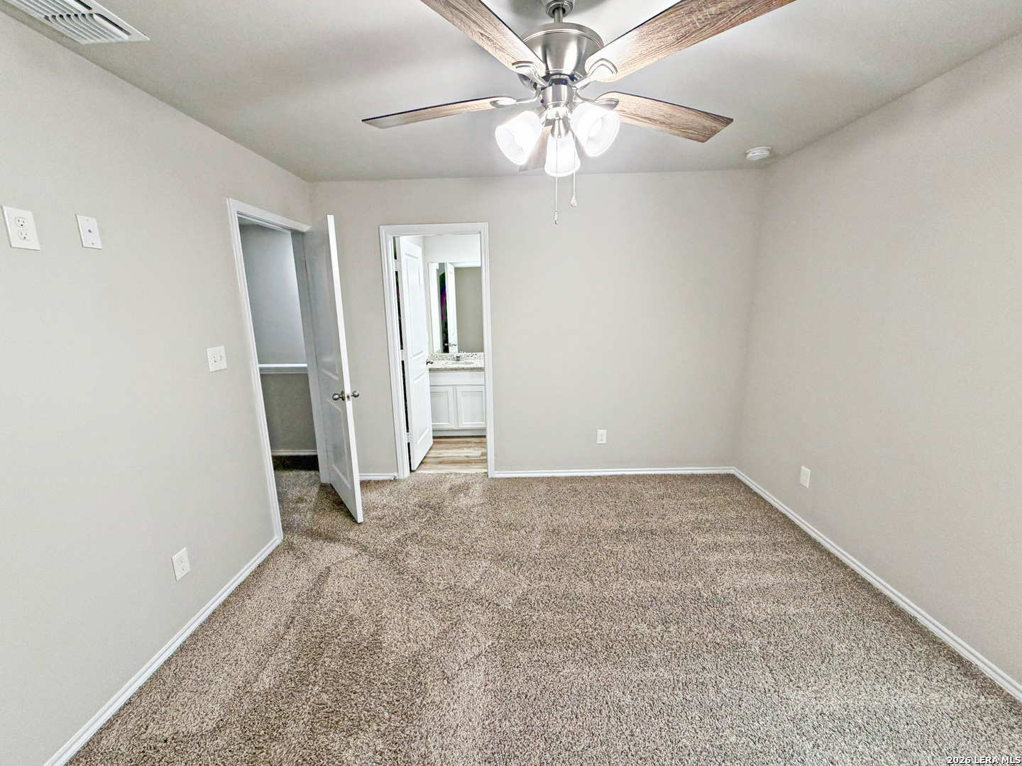 135 Damon Divide San Antonio TX 78253
