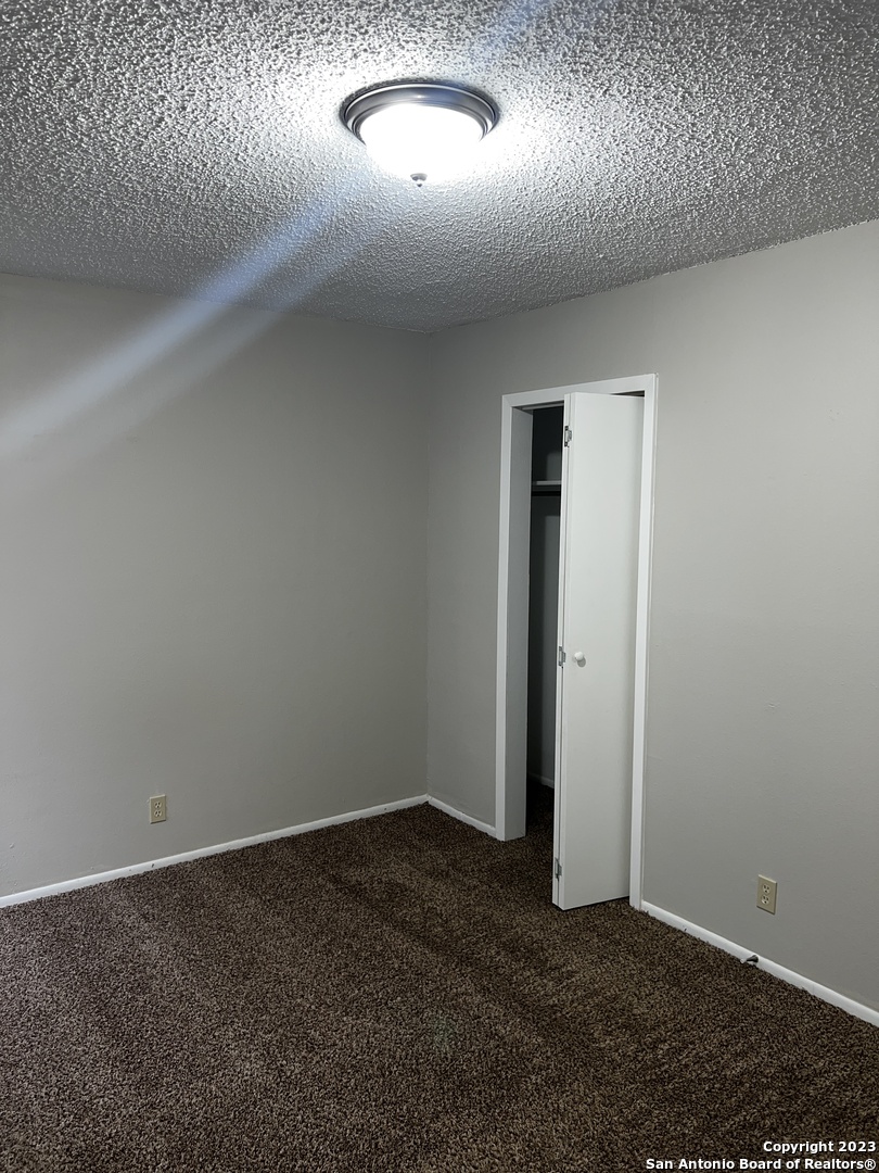 822 Meadow Dale Converse TX 78109