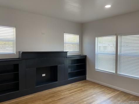202 Mccauley Boulevard San Antonio TX 78221