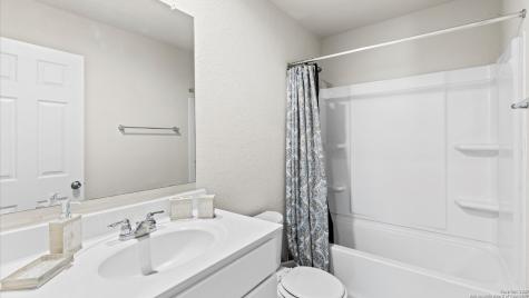 10431 Lateleaf Oak San Antonio TX 78223