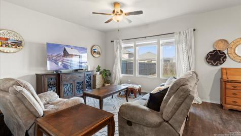 10431 Lateleaf Oak San Antonio TX 78223