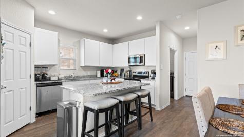 10431 Lateleaf Oak San Antonio TX 78223