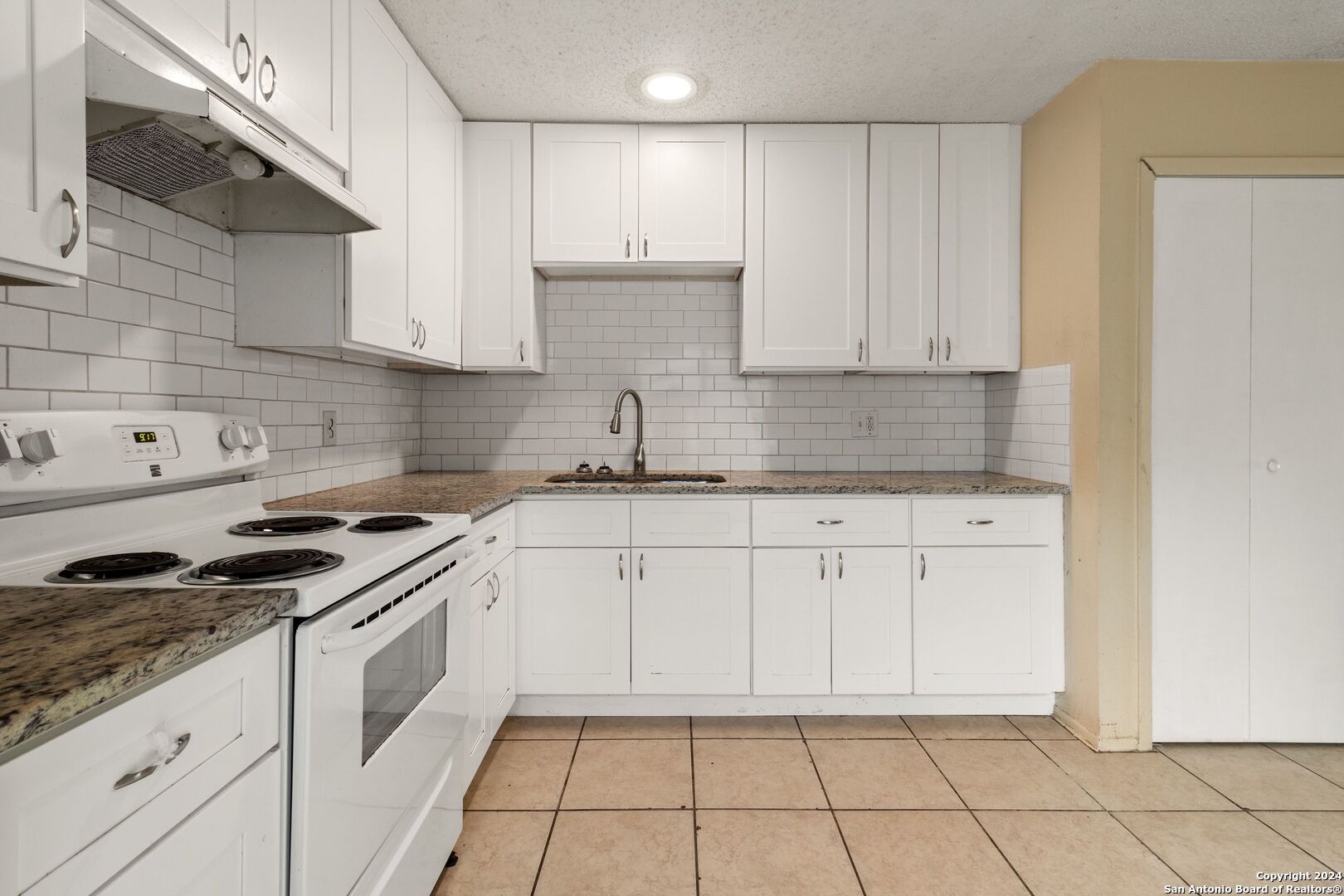 1523 Noble Oak Drive San Antonio TX 78227