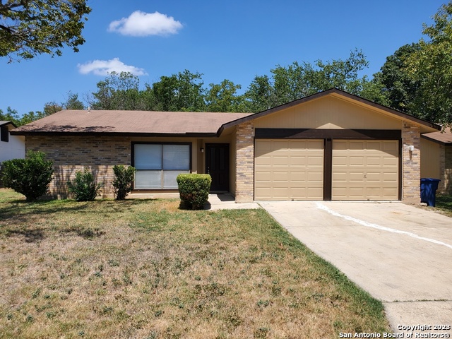 915 Hayloft Lane San Antonio TX 78245