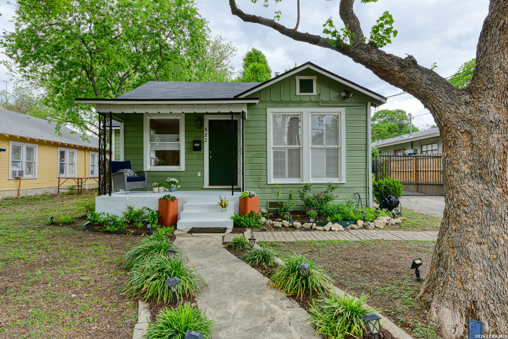 523 E Huisache Avenue San Antonio TX 78212