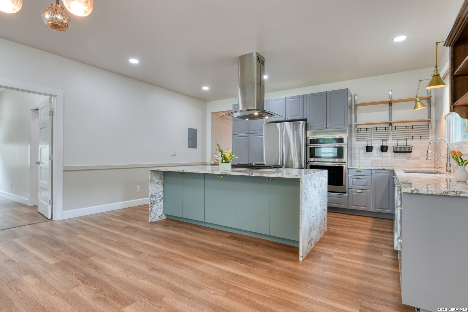523 E Huisache Avenue San Antonio TX 78212