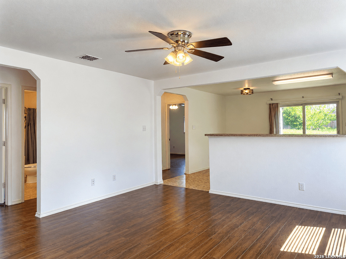 13002 Napoli Valle San Antonio TX 78253