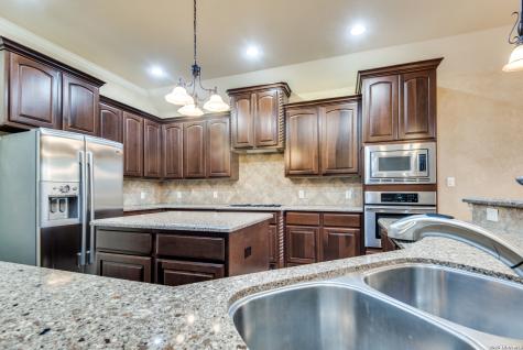 110 Evans Oak Lane San Antonio TX 78260