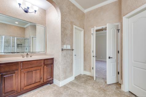 110 Evans Oak Lane San Antonio TX 78260