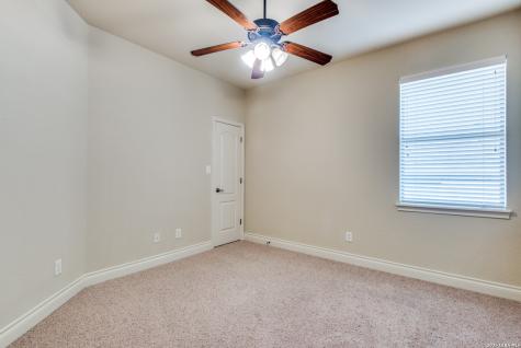 110 Evans Oak Lane San Antonio TX 78260