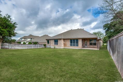110 Evans Oak Lane San Antonio TX 78260