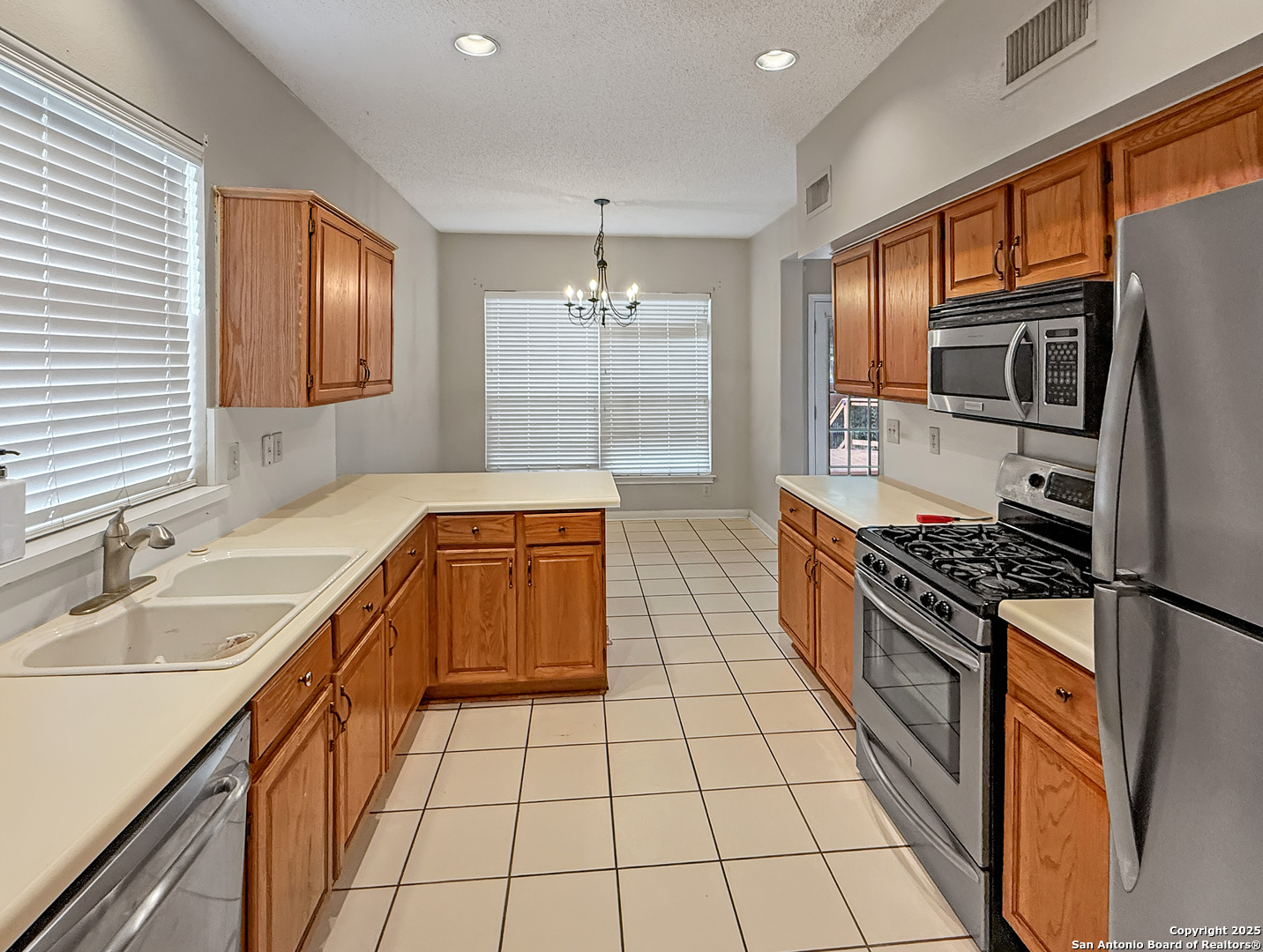 13619 Summer Glen Drive San Antonio TX 78247