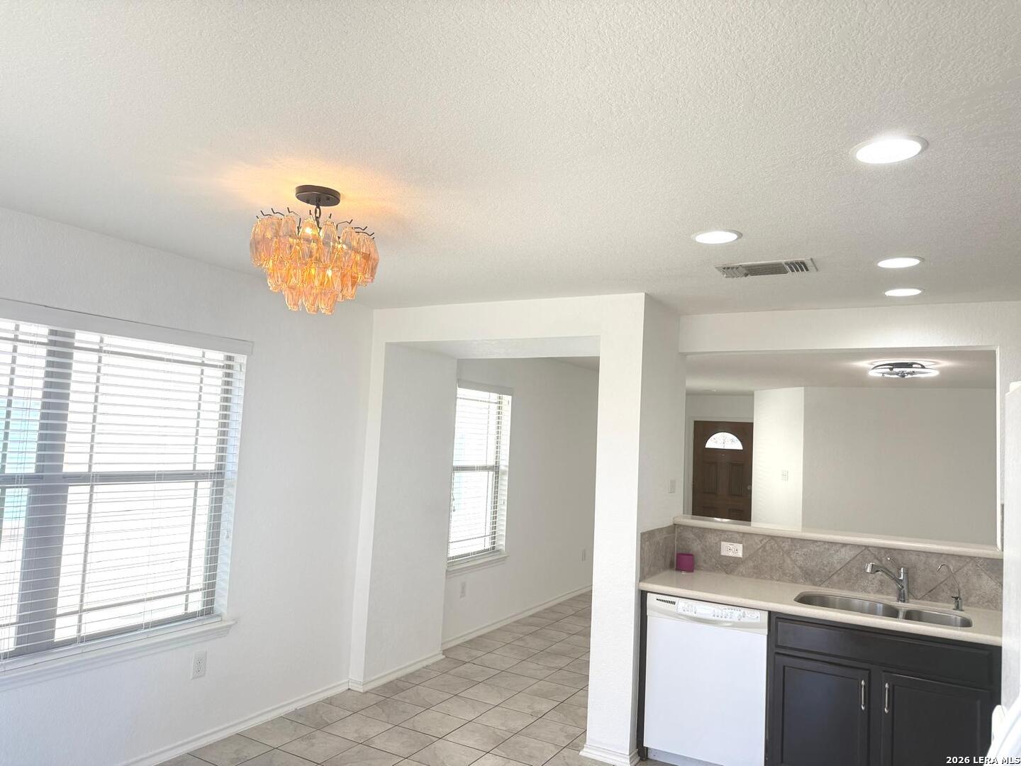 6534 San Miguel Way Converse TX 78109