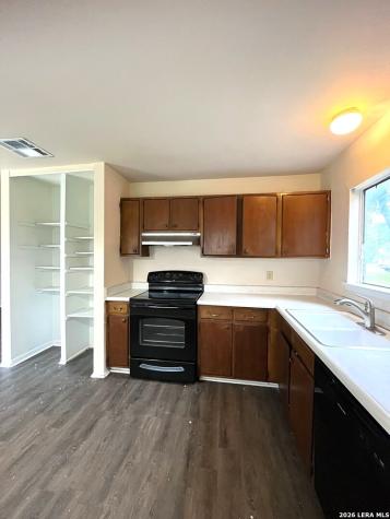 7607 Sage Oak Street Live Oak TX 78233