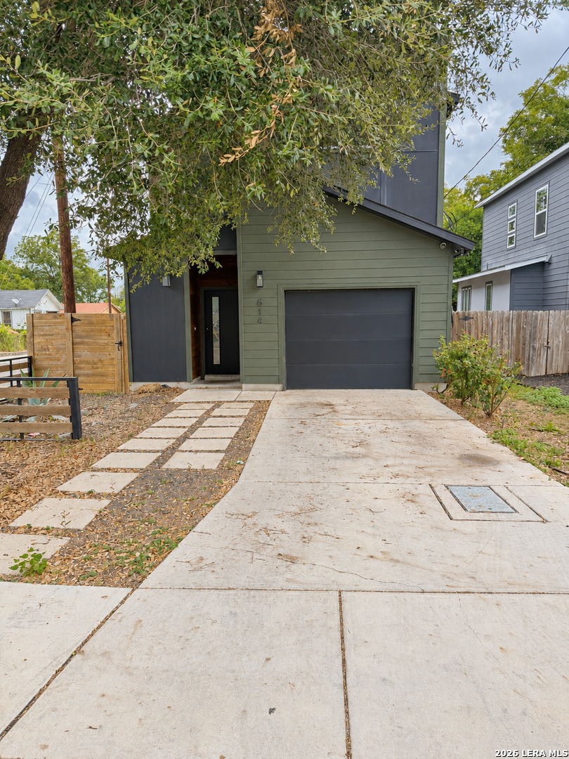 814 N Gevers Street San Antonio TX 78202