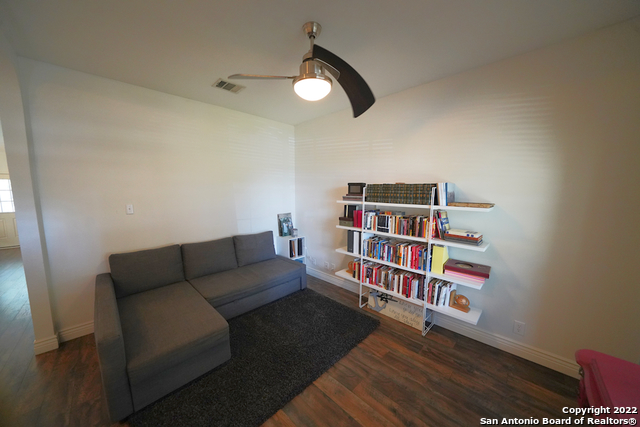 136 Earhart Lane Cibolo TX 78108