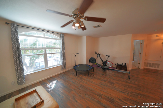 136 Earhart Lane Cibolo TX 78108