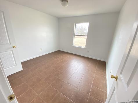 428 Burnet Avenue Charlotte TX 78011