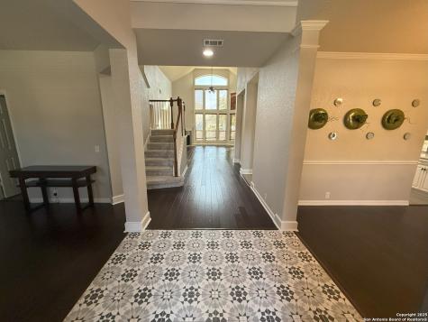 1004 Steubing Oaks San Antonio TX 78258