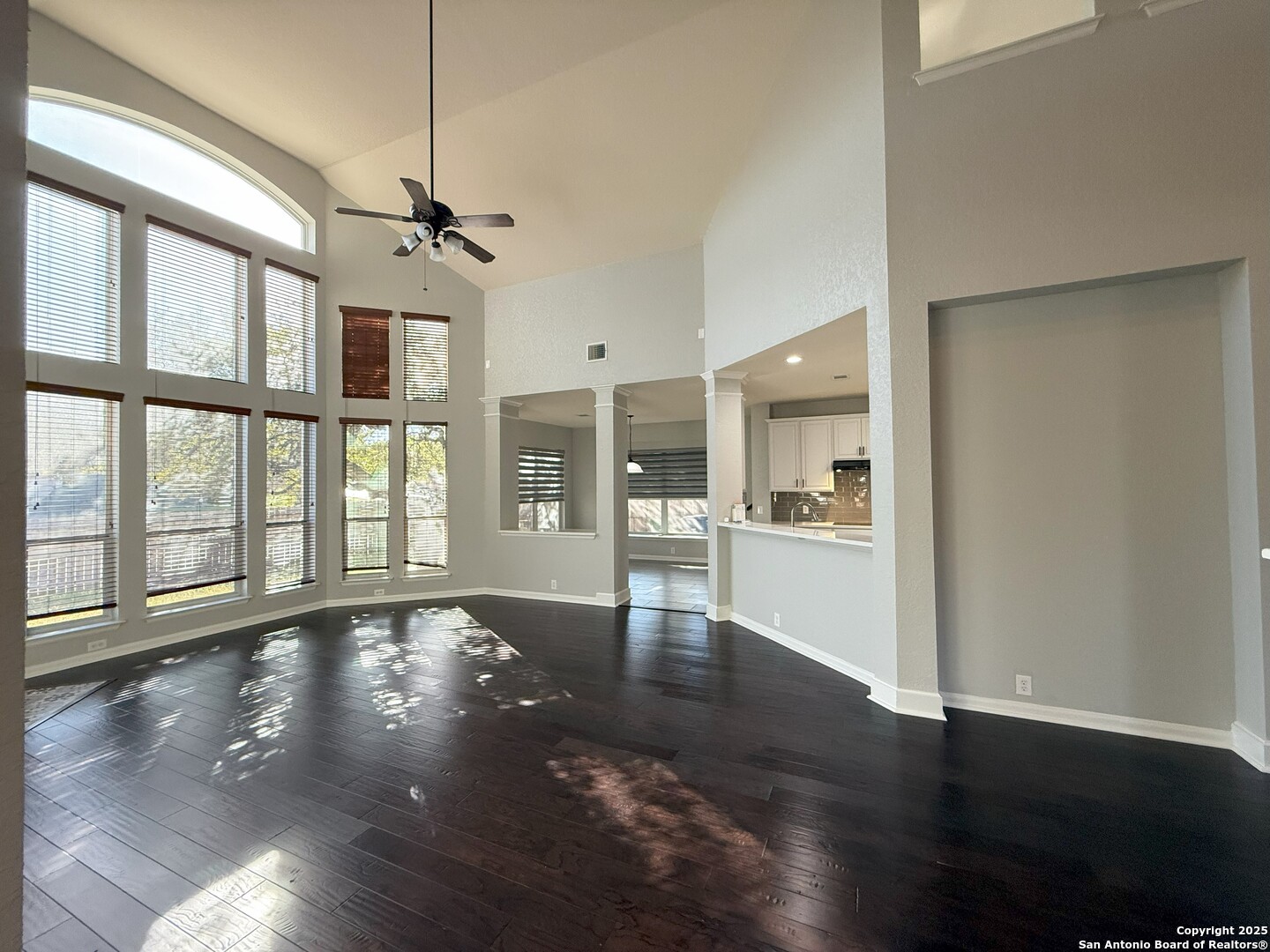 1004 Steubing Oaks San Antonio TX 78258