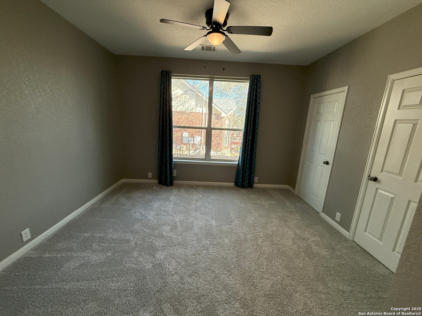 1004 Steubing Oaks San Antonio TX 78258