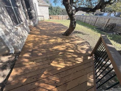1004 Steubing Oaks San Antonio TX 78258