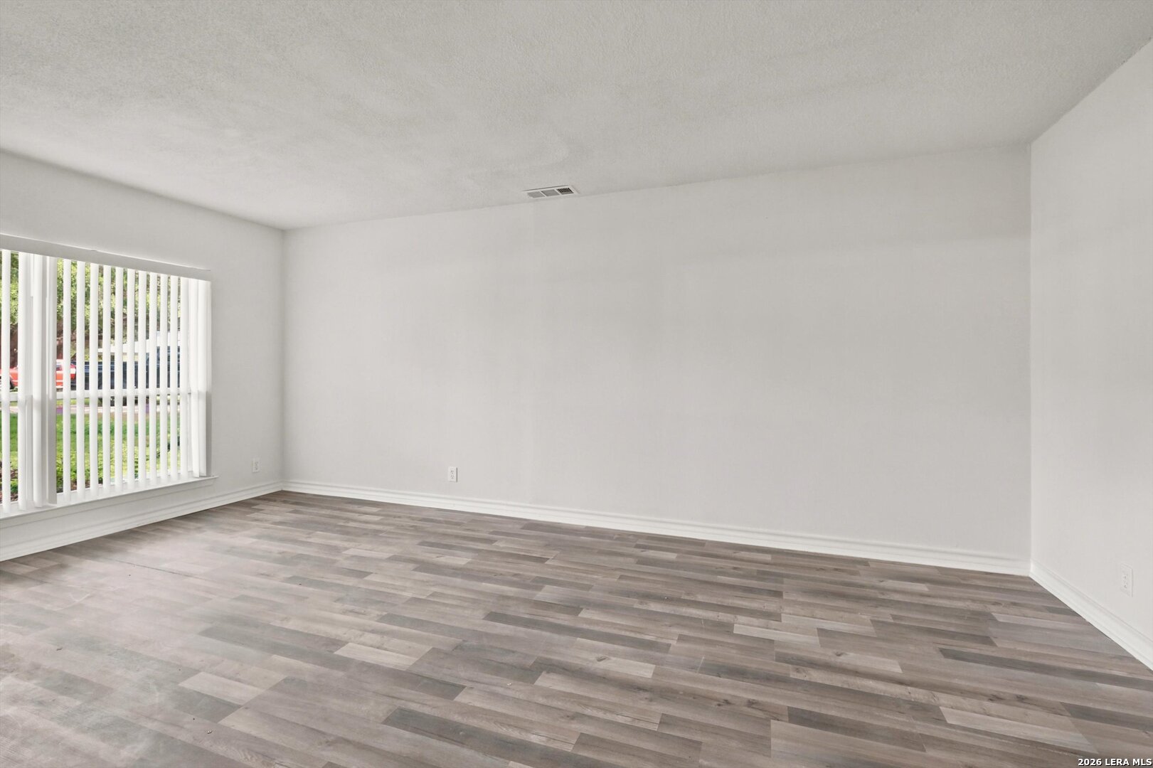 502 Moorside Windcrest TX 78239