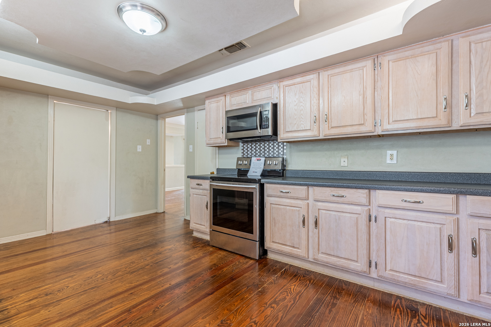 352 Tuttle Road Terrell Hills TX 78209
