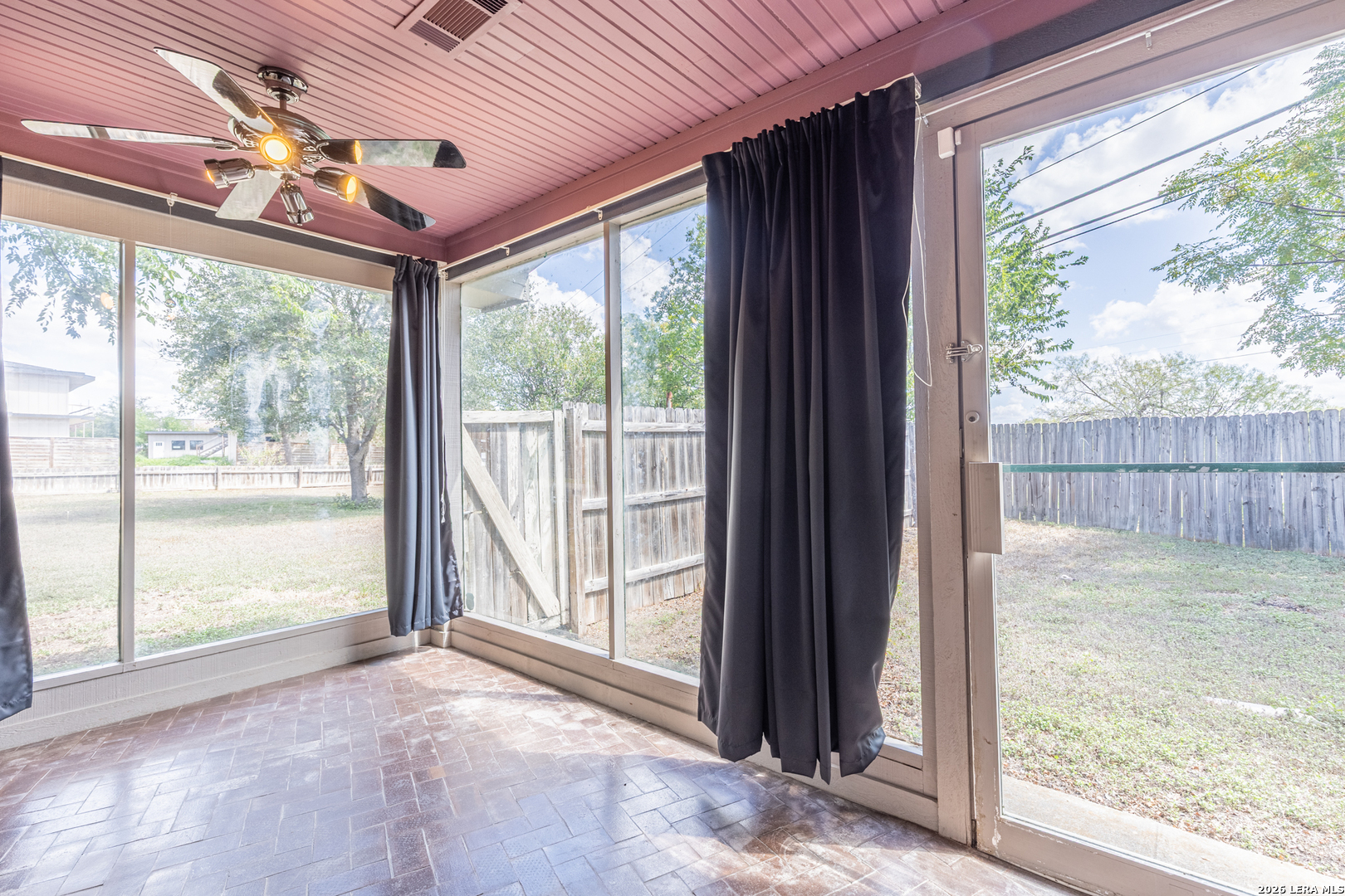 352 Tuttle Road Terrell Hills TX 78209