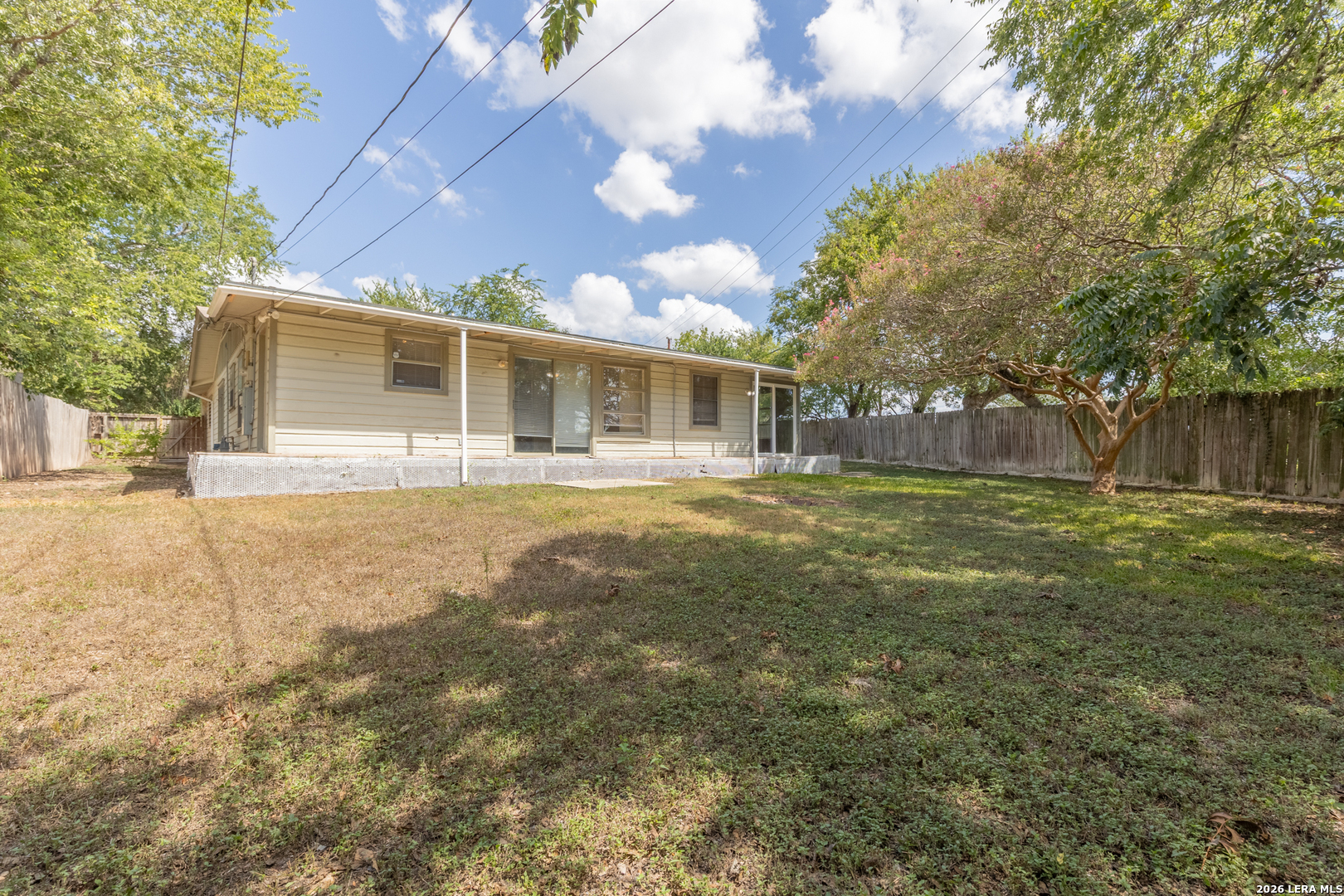 352 Tuttle Road Terrell Hills TX 78209
