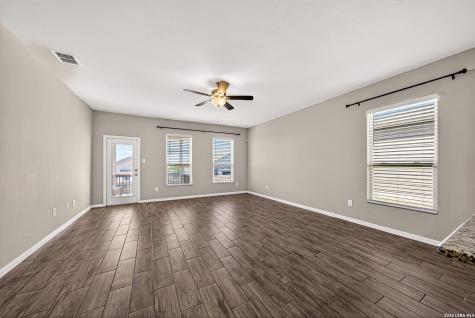10426 Rosalina Loop Converse TX 78109