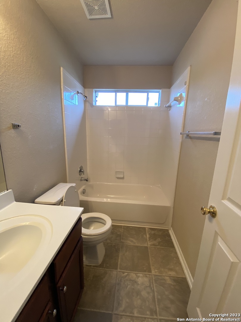7811 Fort Allen San Antonio TX 78227