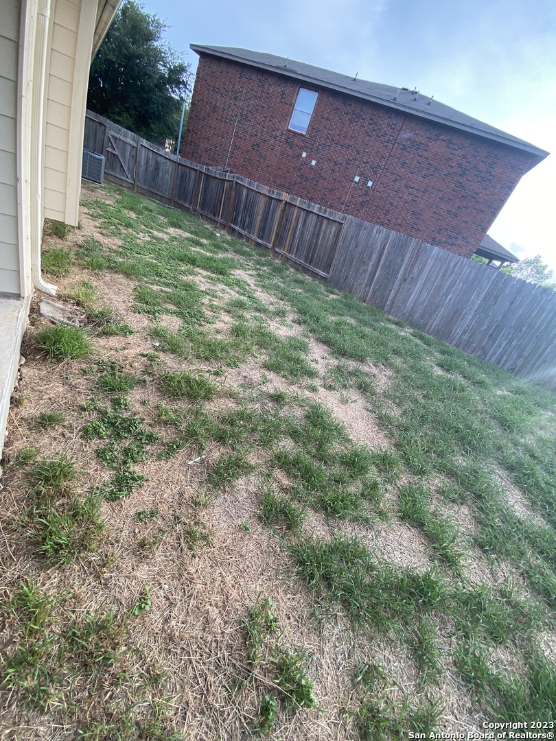 7811 Fort Allen San Antonio TX 78227