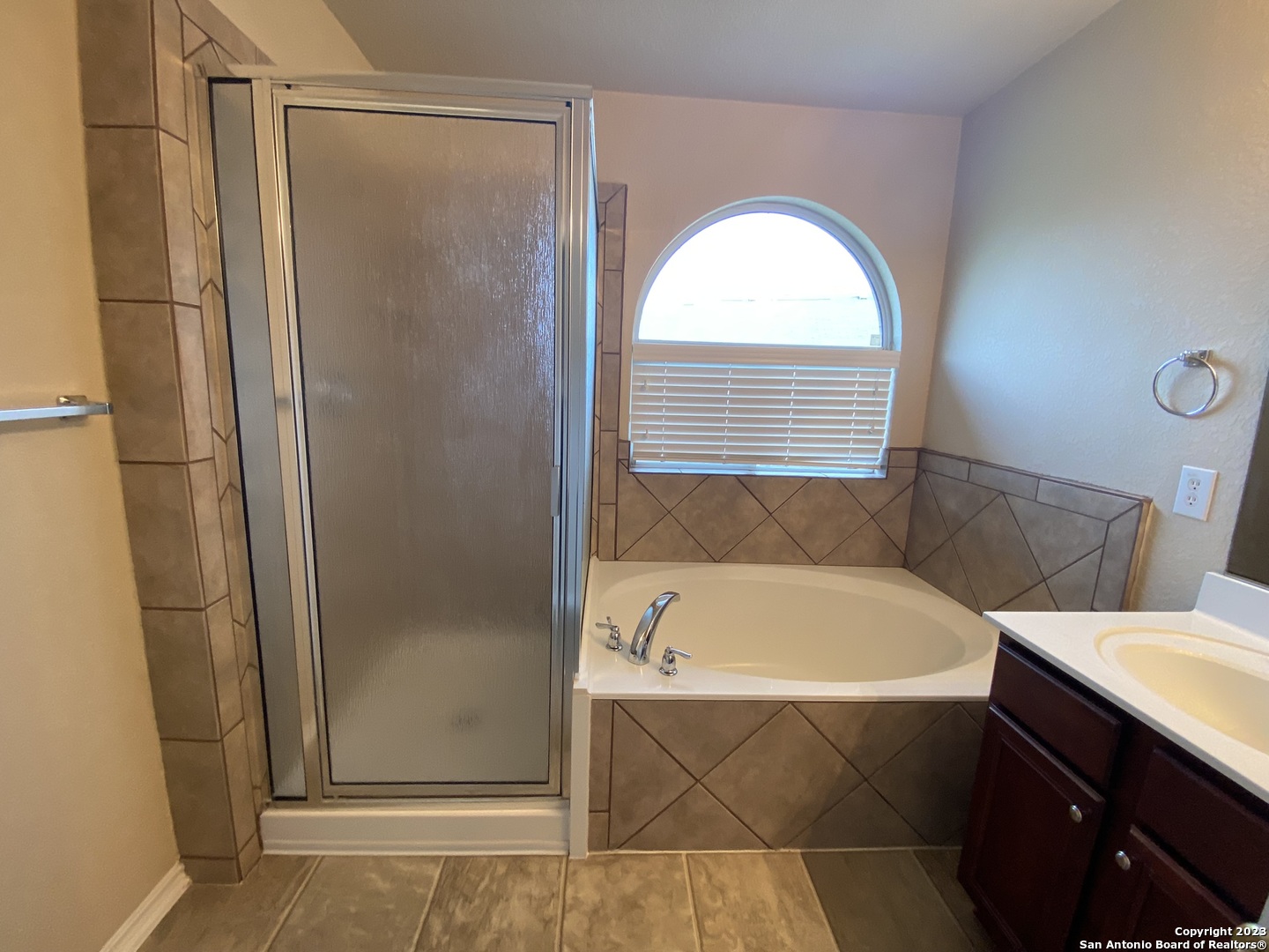 7811 Fort Allen San Antonio TX 78227