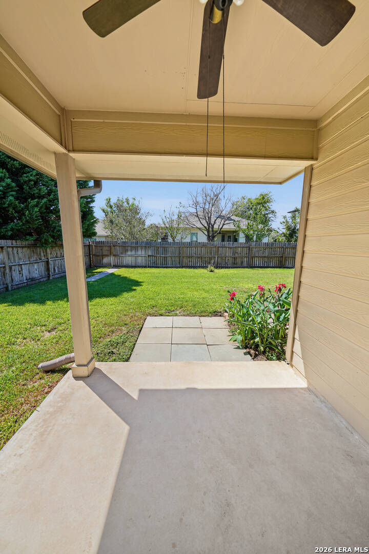 15513 Dell Lane Selma TX 78154