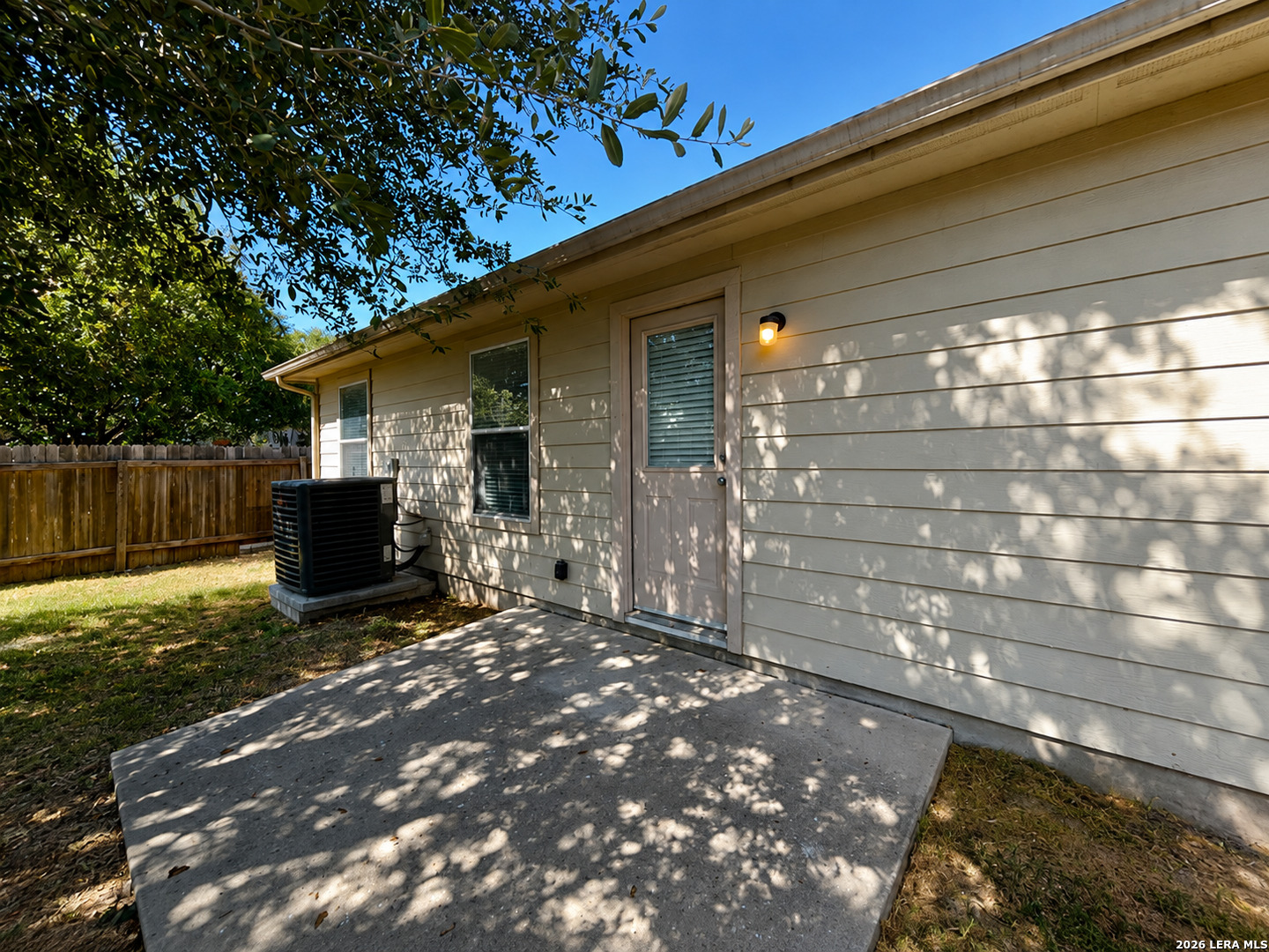 3961 Whisper Field Schertz TX 78108