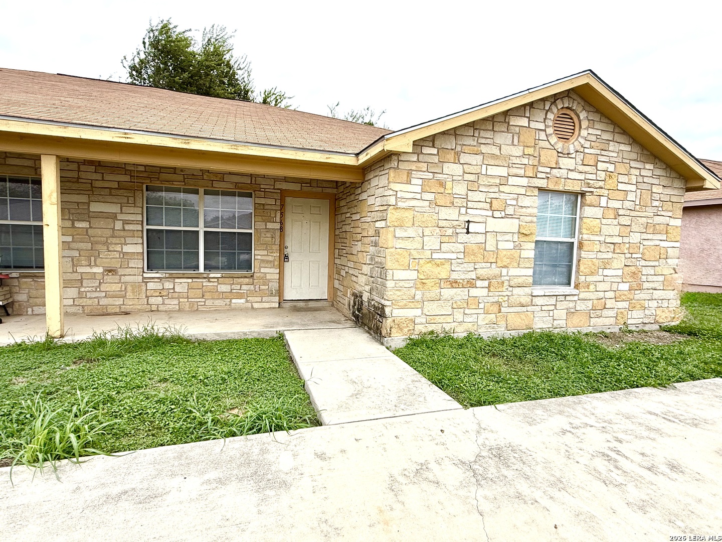 7568 Oak Chase San Antonio TX 78239