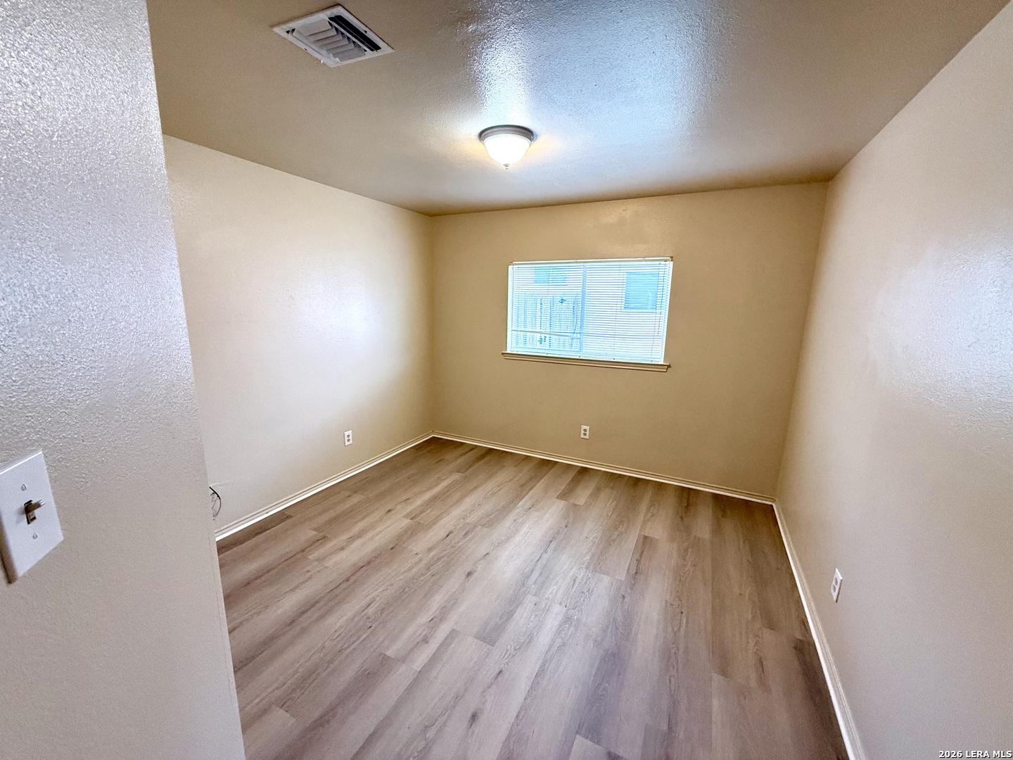 7568 Oak Chase San Antonio TX 78239