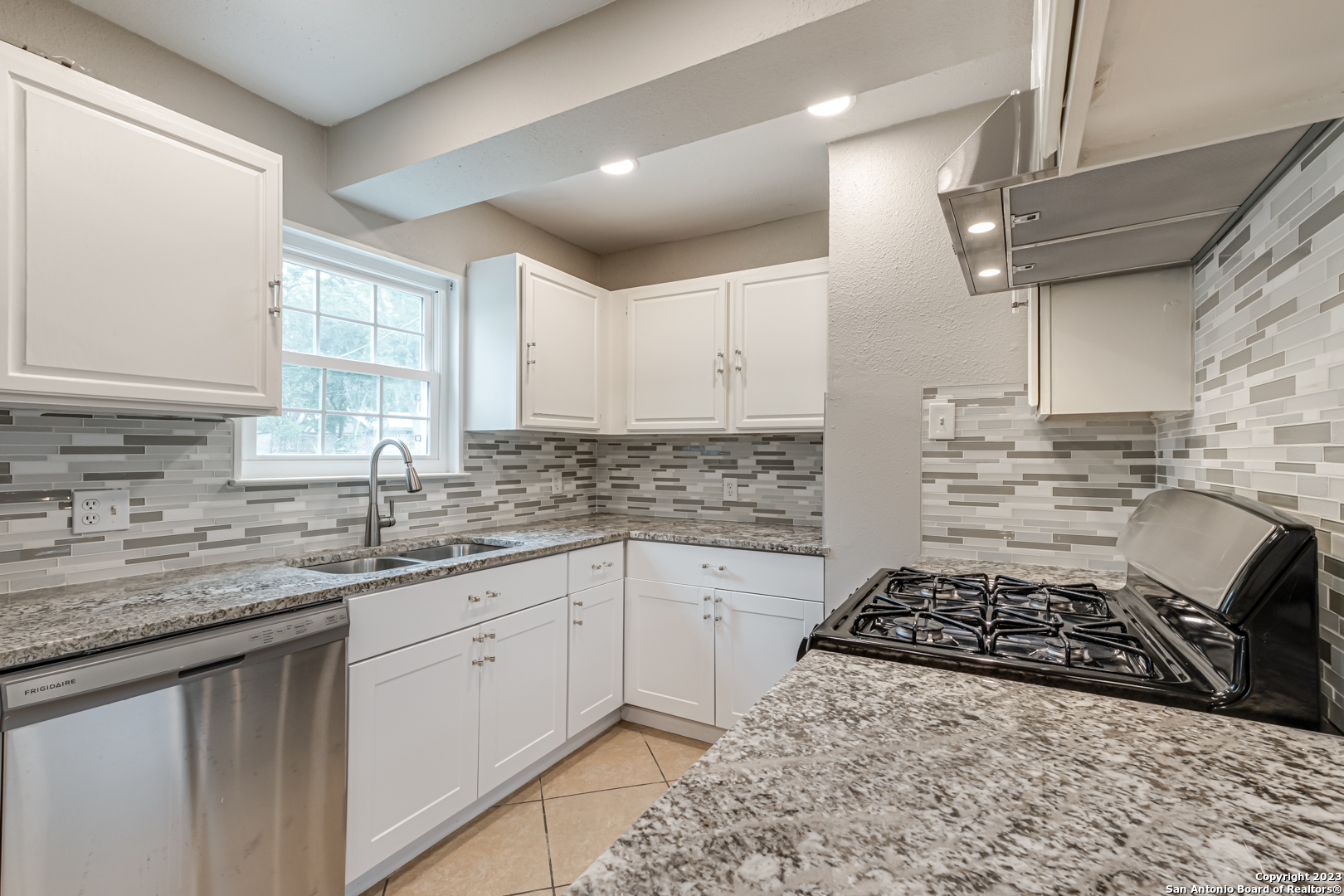 555 Patricia San Antonio TX 78216