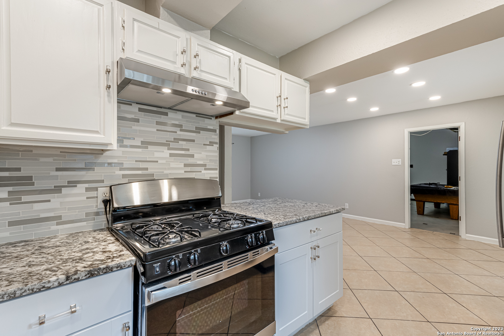 555 Patricia San Antonio TX 78216