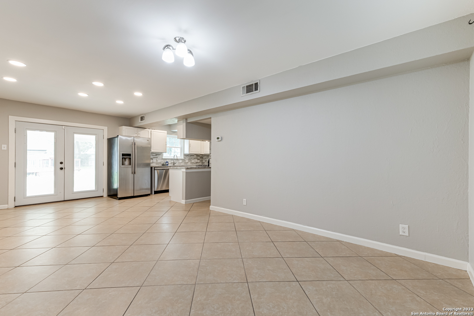 555 Patricia San Antonio TX 78216