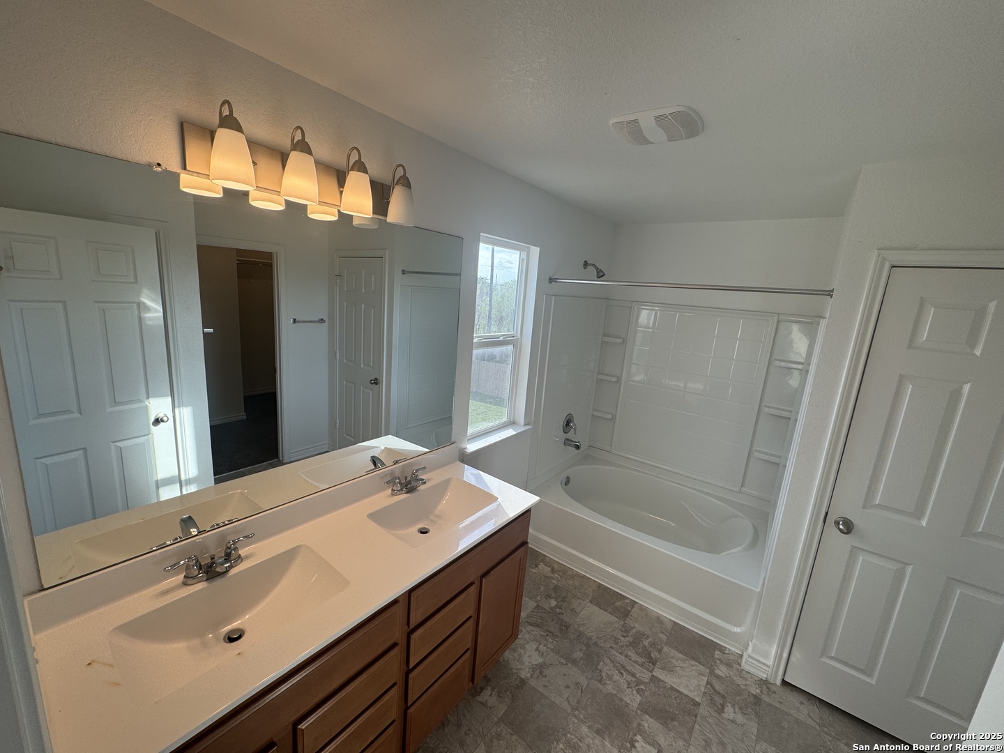 3218 Comanche Crossing San Antonio TX 78224
