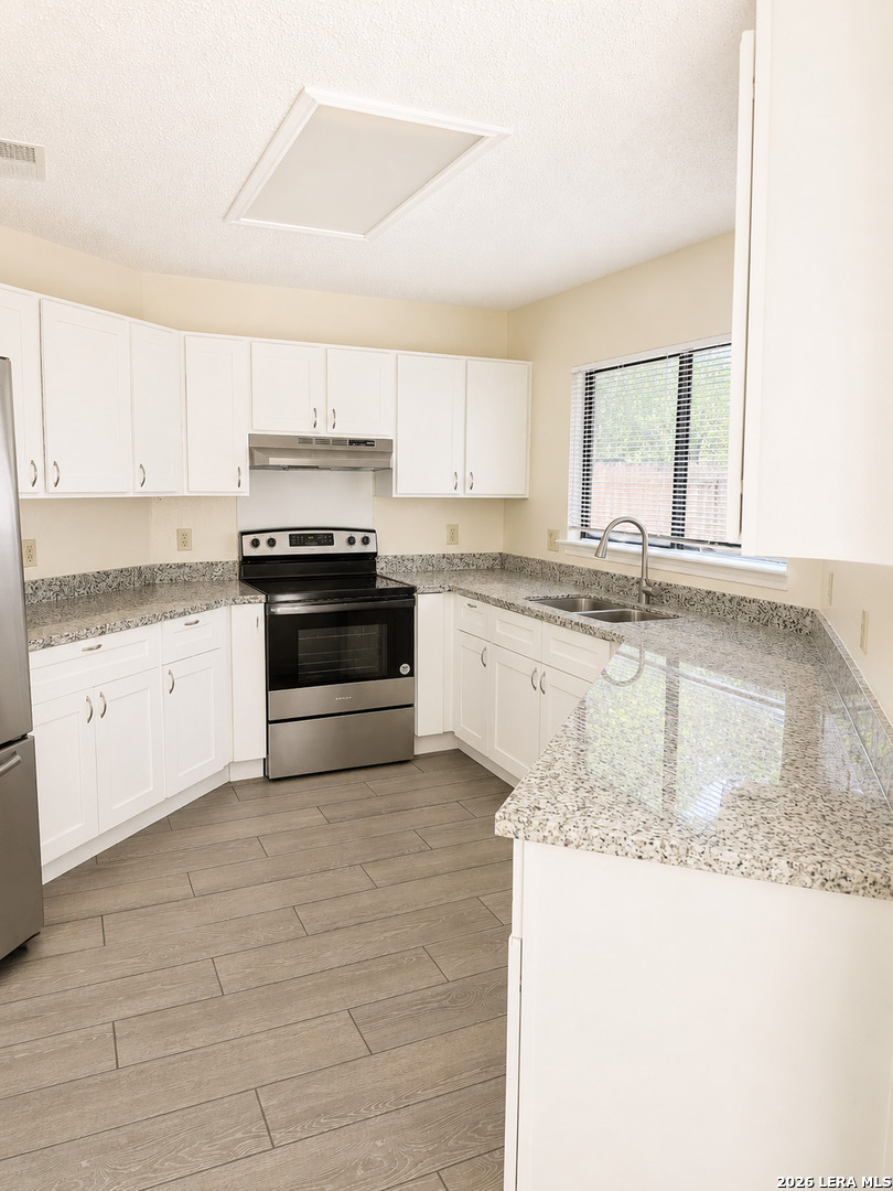 9023 Mountain Field San Antonio TX 78240
