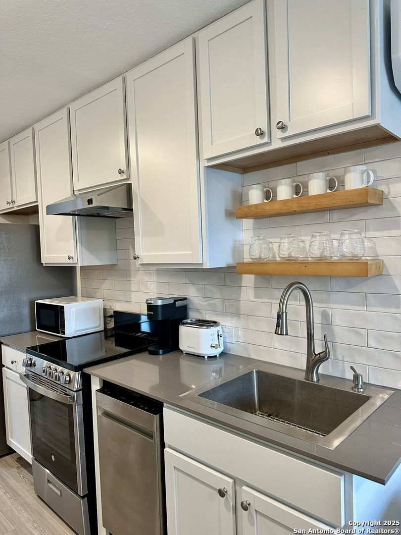 7160 Elm Cove San Antonio TX 78244