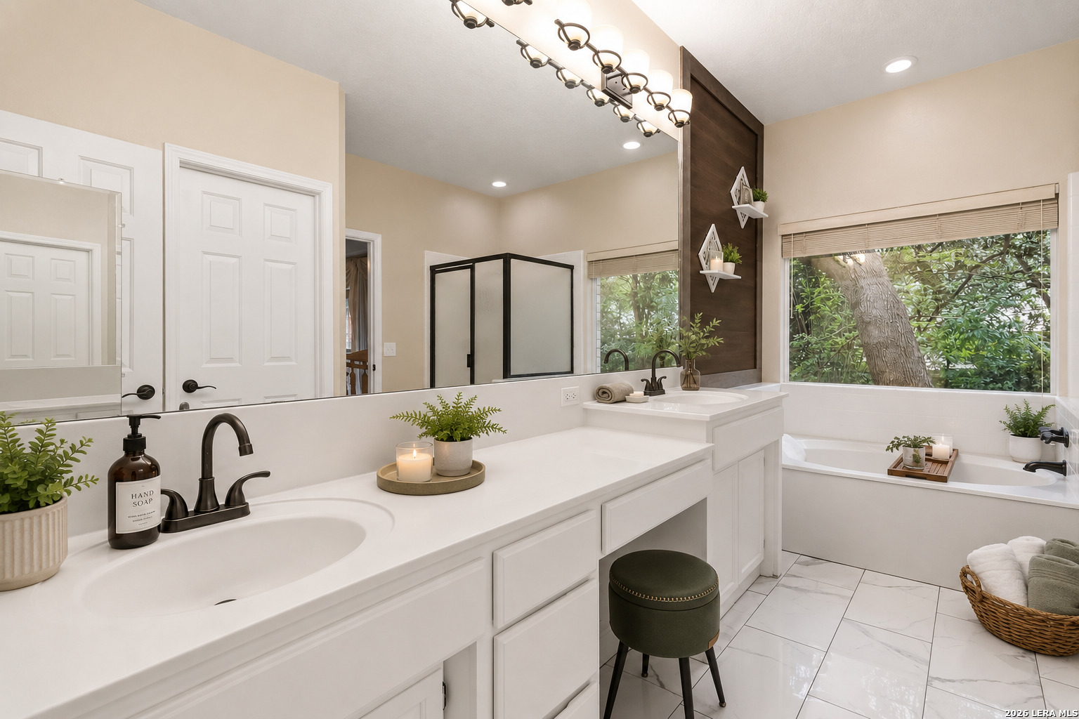 519 Mission Viejo San Antonio TX 78232