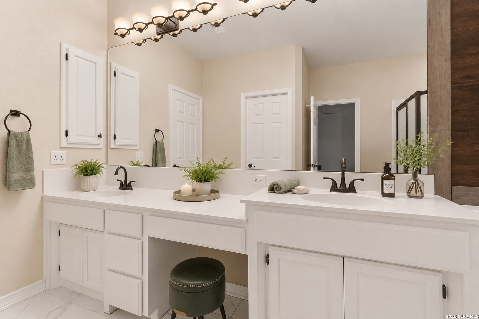 519 Mission Viejo San Antonio TX 78232