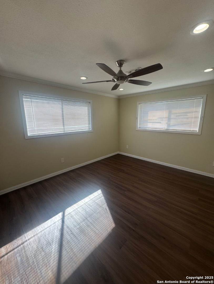 219 Silver Sands San Antonio TX 78216