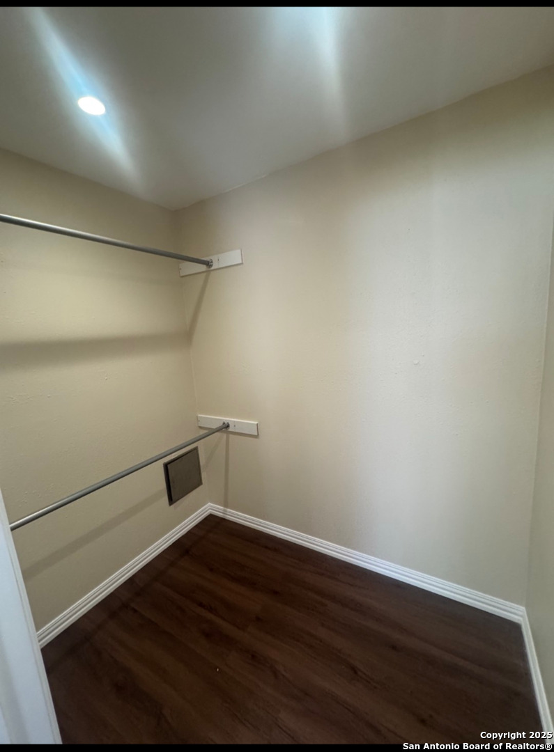 219 Silver Sands San Antonio TX 78216