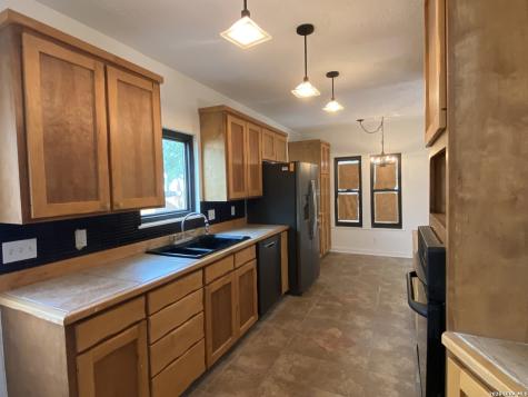 1614 W Rosewood Avenue San Antonio TX 78201
